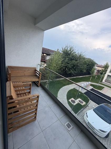 Apartament cu 3 camere în Drumul Carului