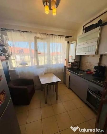 Apartament cu 2 camere, 40 mp , zona Florilor, Floresti - 2