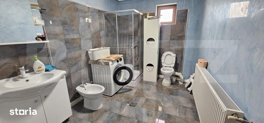 Casă cu 5 camere cu Teren 1300 Mp în Răzvad