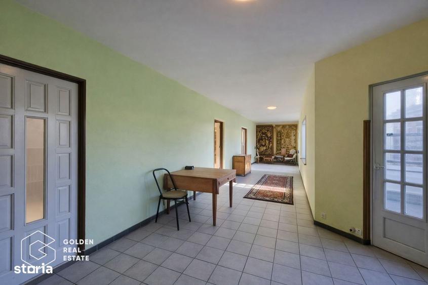 Casa cu 2 corpuri de cladire, Lipova - 12