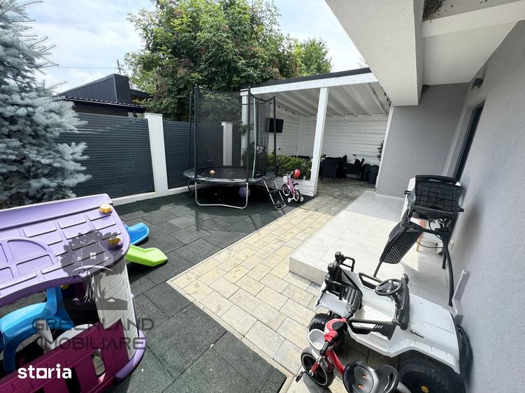 Casă cu 4 camere cu Teren 330 Mp în Mircea cel Bătrân