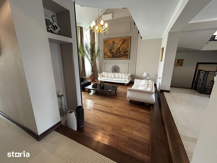 Casă cu 5 camere cu Teren 845 Mp în Aradul Nou