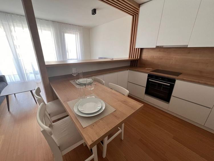 Apartament cu 2 camere semidecomandat în Central
