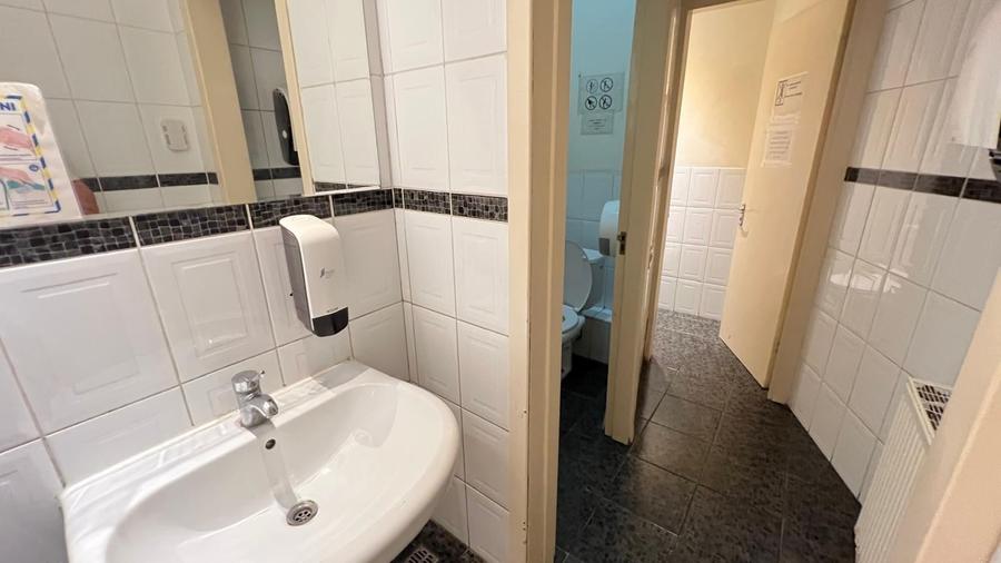 Birou, de 416 mp, în P-ța Unirii