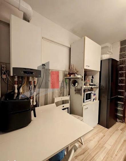Apartament 3 Camere Rahova,  Centrală Proprie – Mobilat  Utilat parcare - 1
