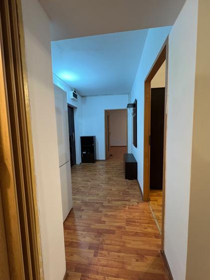 Apartament cu 2 camere decomandat în Colentina