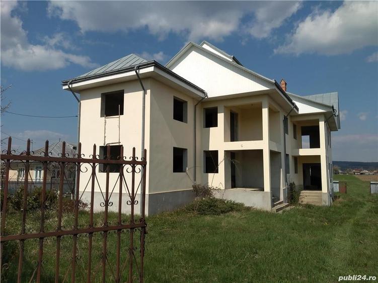 Casă în Bodești