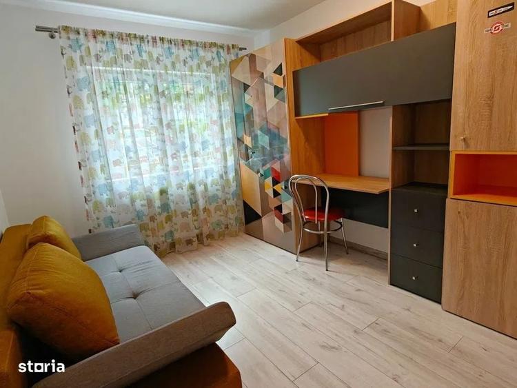 Apartament cu 3 camere decomandat în Zorilor
