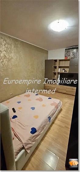 Garsonieră decomandată în Central