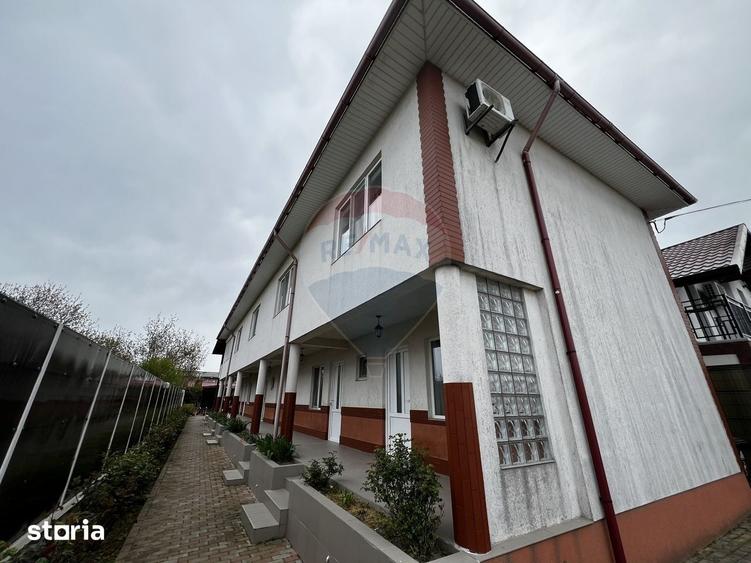 Casă cu 9 camere cu Teren 480 Mp în Limanu