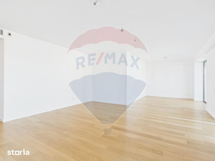 Apartament cu 4 camere în Central