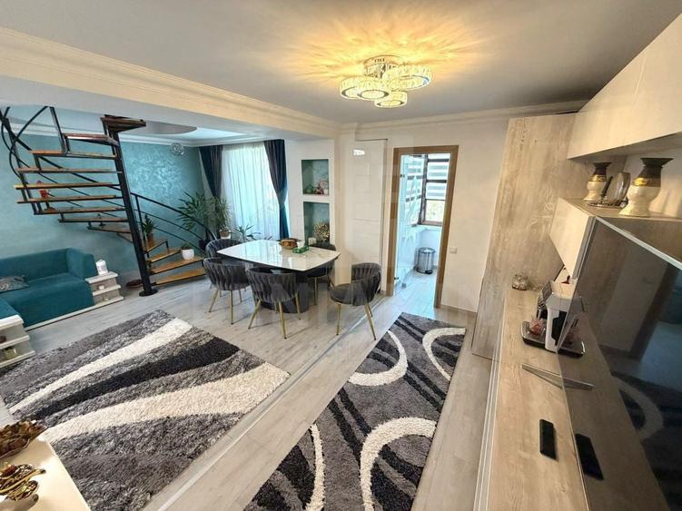 Apartament cu 3 camere semidecomandat în Craiovița Nouă