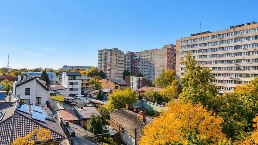 Apartament cu 3 camere decomandat în Lacul Tei