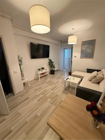 Apartament cu 2 camere decomandat în Central