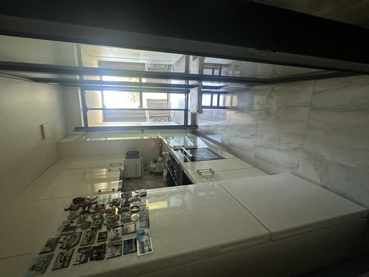 Apartament cu 3 camere decomandat, mobilat în Central