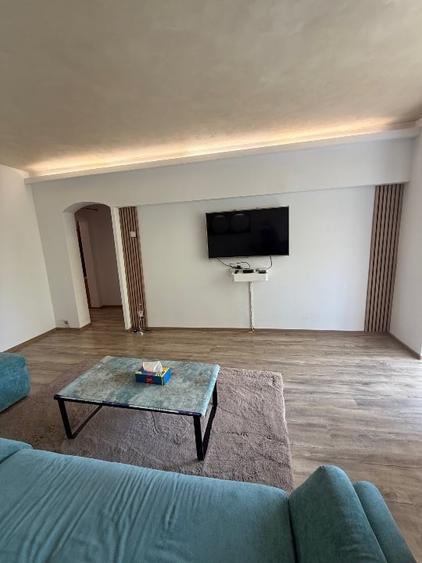 Apartament cu 2 camere decomandat, mobilat în Tineretului