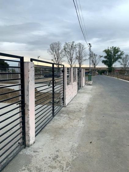 Duplex cu 4 camere cu Garaj în Central