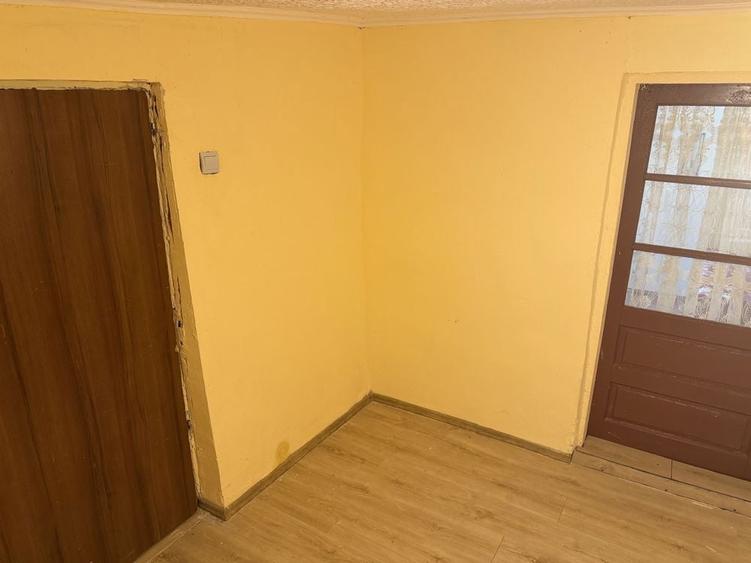 Casă cu 3 camere în Central