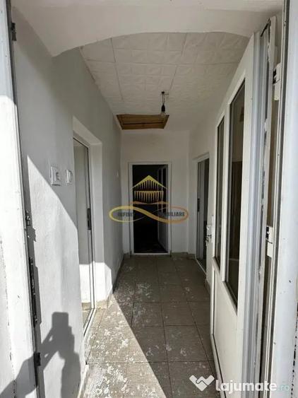 Casă cu 2 camere cu Canalizare în Tache