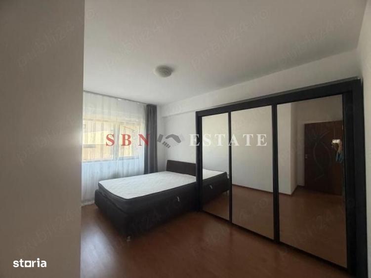 Apartament cu 3 camere decomandat în Băneasa