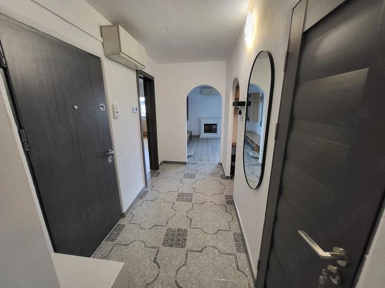 Apartament cu 3 camere decomandat în Bucovina