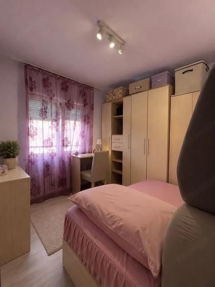 Apartament cu 3 camere decomandat în Dacia