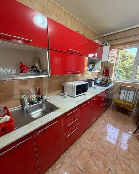 Apartament cu 2 camere decomandat, mobilat în Siderurgiștilor
