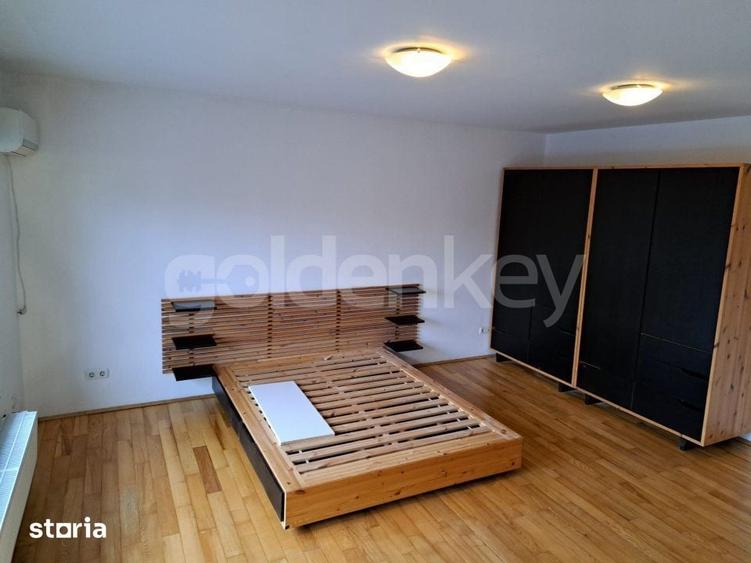 Casă cu 5 camere cu Teren 350 Mp în Central
