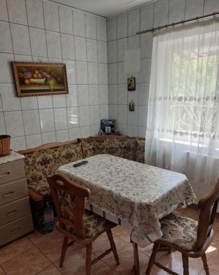 Apartament cu 3 camere decomandat în Nerva Traian