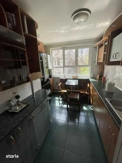 Apartament cu 3 camere decomandat în Militari