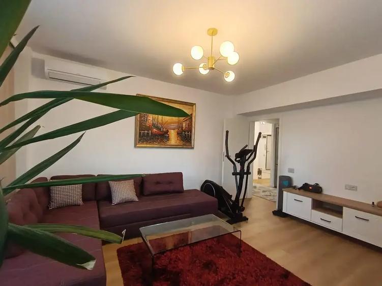 Apartament cu 2 camere decomandat, mobilat în Vitan Mall