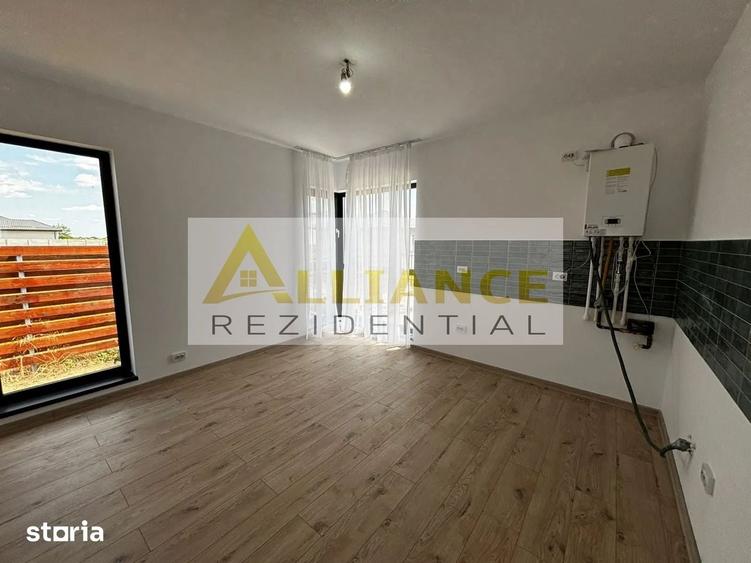 Casă individuală cu 3 camere cu Canalizare în Berceni