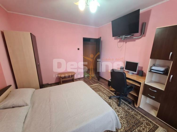 Apartament cu 3 camere decomandat, mobilat în Păcurari