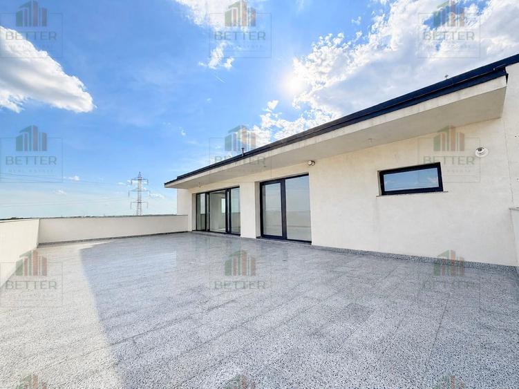 Penthouse cu 3 camere semidecomandat în Metalurgiei