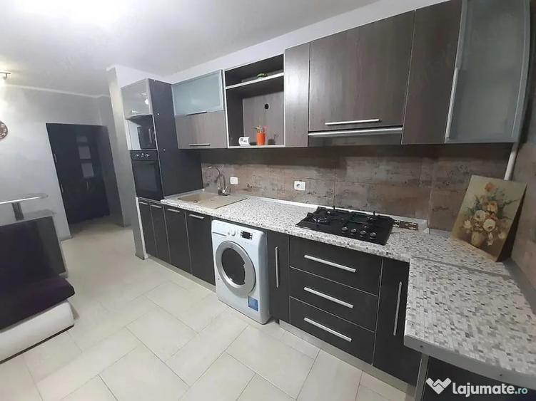 De inchiriat apartament cu o camera Micro 21 Galati, part... - 3