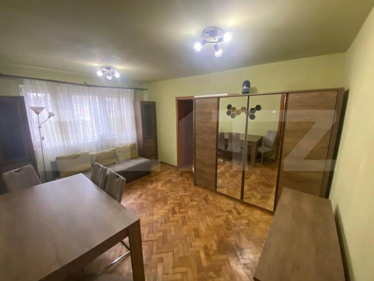 Apartament cu 2 camere semidecomandat, mobilat în Tipografilor