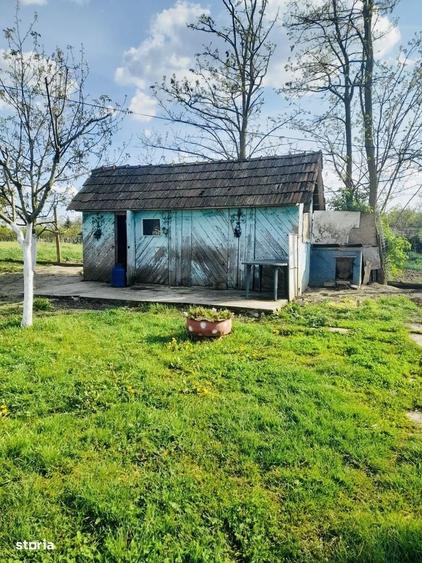 Casă cu 2 camere cu Teren 2870 Mp în Sântandrei