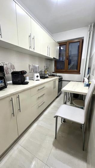 Apartament cu 2 camere semidecomandat în Dacia