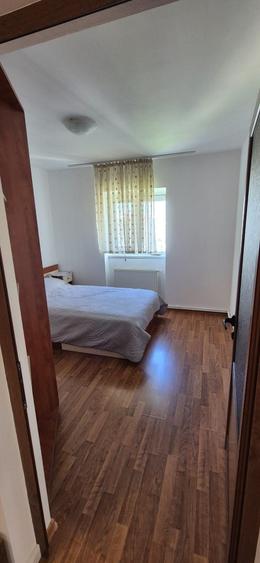 Apartament cu 4 camere decomandat în Zimbru