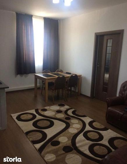 Apartament cu 3 camere, mobilat în Bariera Vâlcii