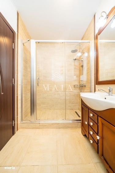 Casă cu 4 camere decomandat în Sub Arini