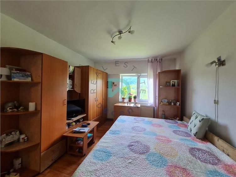 Garsonieră decomandată, mobilată în Noua