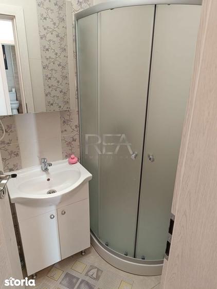 Apartament cu 4 camere, mobilat în Ghencea