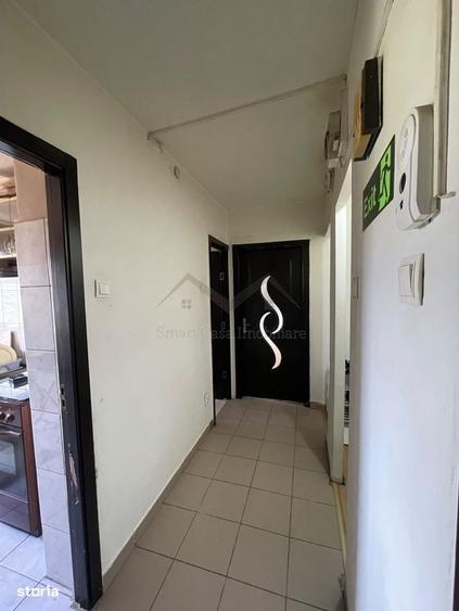 Apartament cu 2 camere semidecomandat în Podu Roș