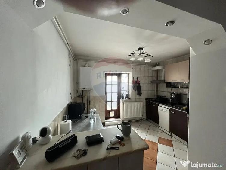 Apartament cu 3 camere decomandat în Militari