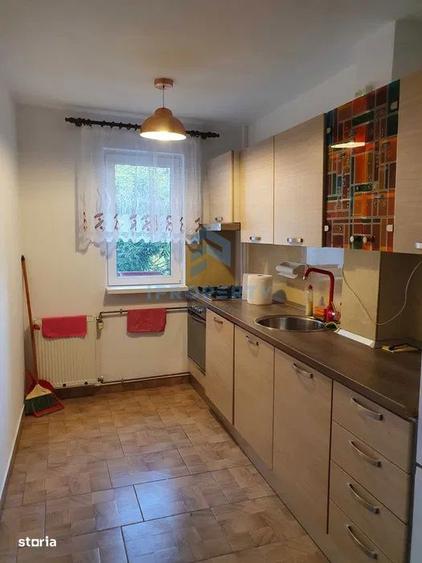 Apartament cu 2 camere, mobilat în Grivița