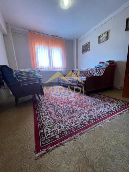 Apartament cu 2 camere, mobilat în Malul Spitalului