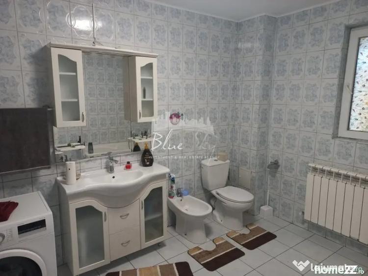 Casă cu 8 camere cu Teren 330 Mp în Eforie