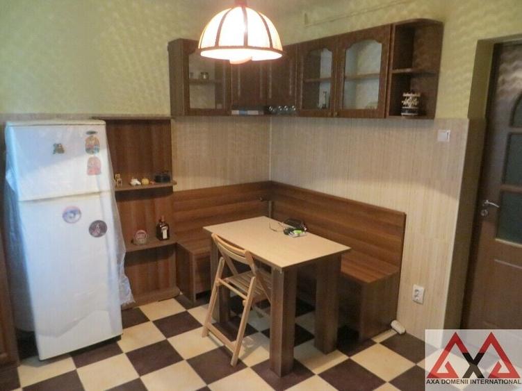 Apartament cu 2 camere semidecomandat, mobilat în Titan