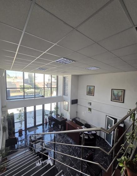 Spațiu comercial, de 270 mp, în Central